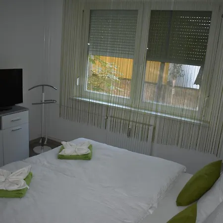 Frezia Apartamento Makó