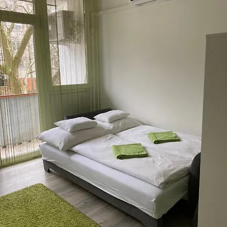 Frezia Apartment *
